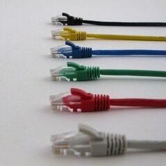 NetRack patchcord RJ45, osłonka zalewana, kat. 6 UTP, 2m czerwony (BZPAT26R)