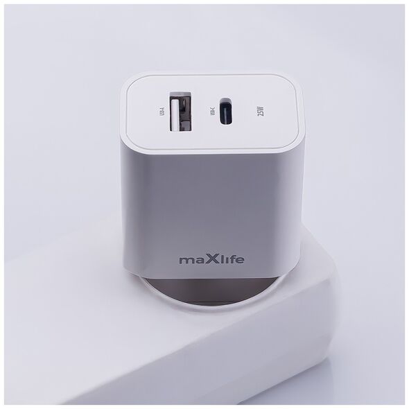 Maxlife MXTC-06-25AC PD QC charger 1x USB-C 1x USB 25W white 5900495081063