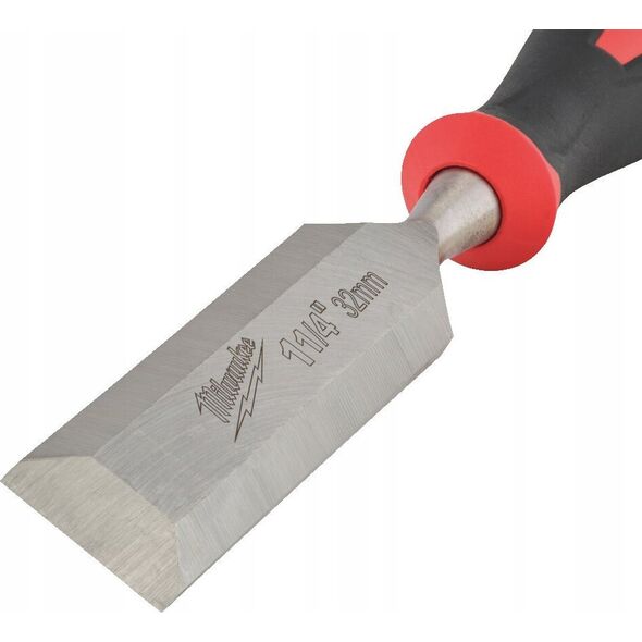 Sourcing MILWAUKEE WOOD CHISEL 32mm WITH CHAMFERED EDGE