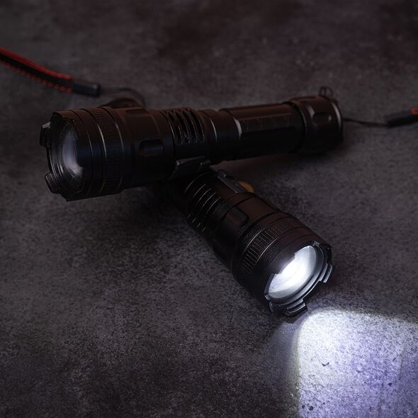 Forever Light LED flashlight POWER 2600mAh 700lm IPX4 USB-C FLF-01