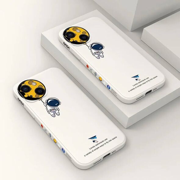 Case APPLE IPHONE 15 Astronaut NASA creamy 5904161140351