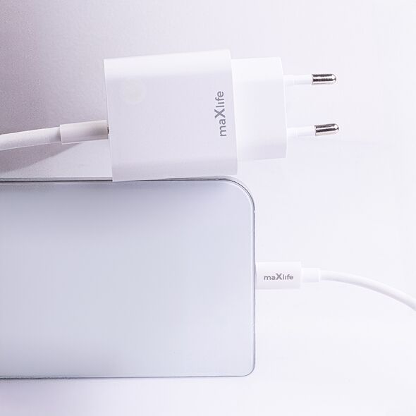 Maxlife MXTC-06-20C PD QC charger 1x USB-C 20W white + USB-C - USB-C cable 20W 5907457738393